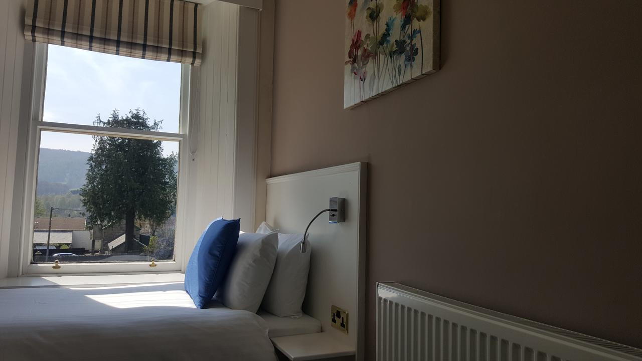 Willows Bed & Breakfast 피틀로크리 외부 사진
